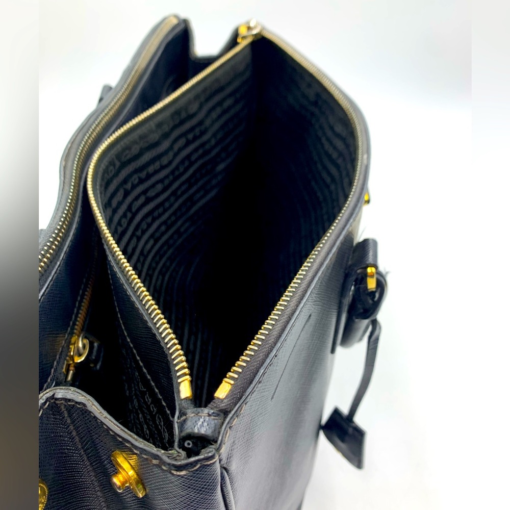 Auth Prada Black Saffiano Leather Galleria Executive Tote Bag Preloved - Picture 6 of 16